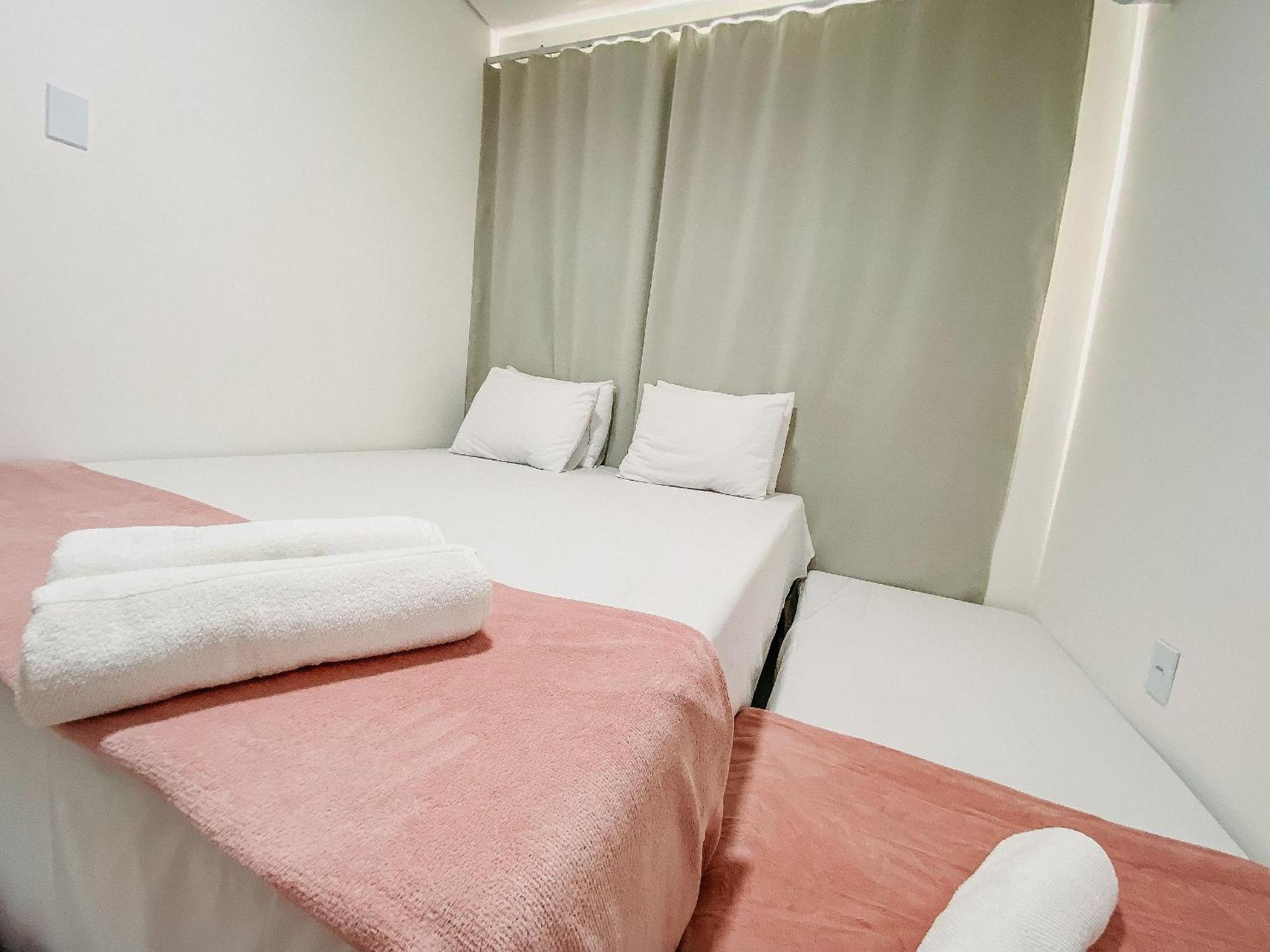Casa de férias Casas Duplex Todas Com 3 Suiites Ambas Com Ar Condicionado, Varanda, Internet E Churrasqueira Privativa No Residencial Jardins De Taperpua 2 Codominio A Poucos Metros Da De Taperapua, Com Piscina E Area Gourmet. *