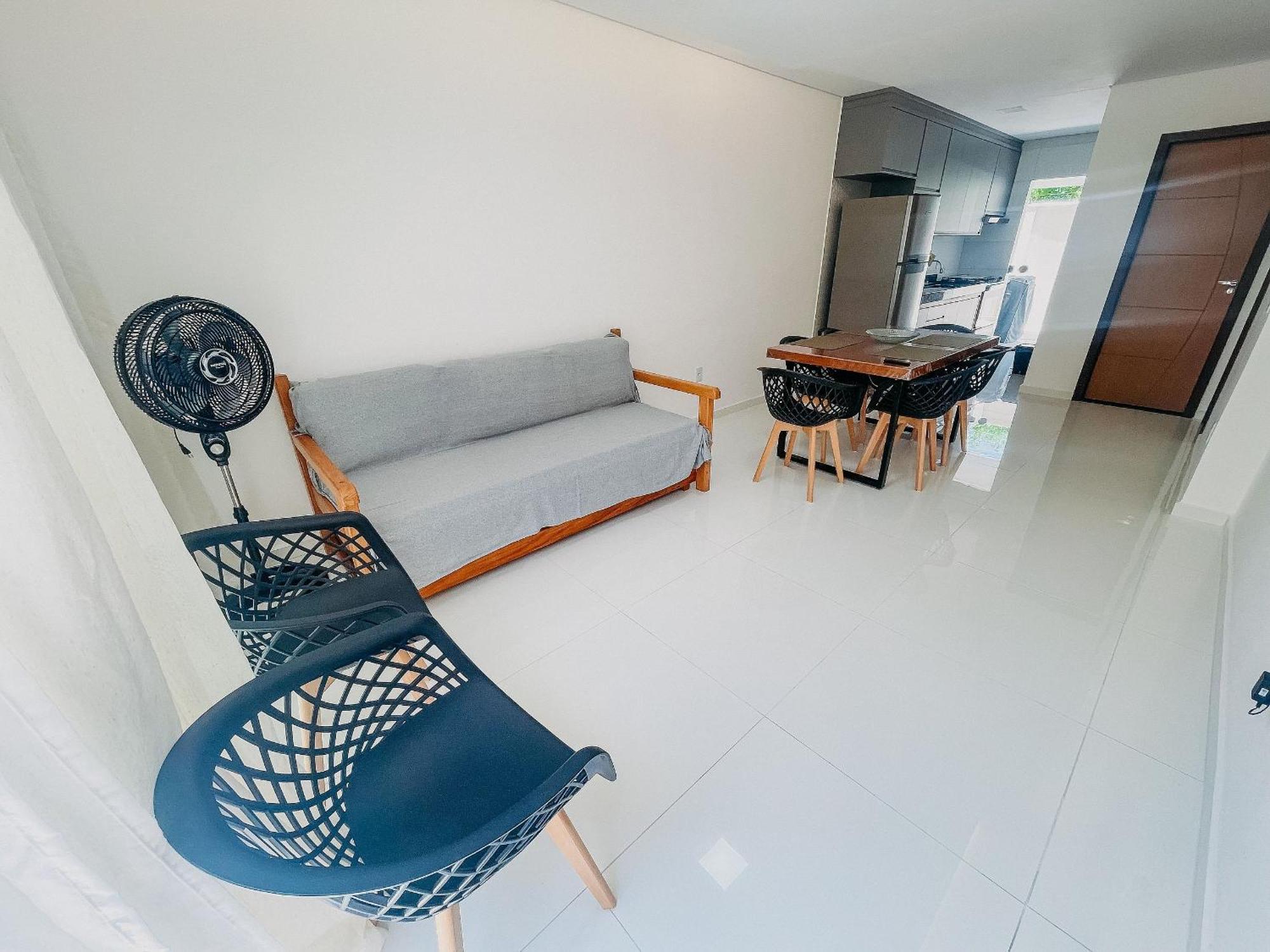 Casa de férias Casas Duplex Todas Com 3 Suiites Ambas Com Ar Condicionado, Varanda, Internet E Churrasqueira Privativa No Residencial Jardins De Taperpua 2 Codominio A Poucos Metros Da De Taperapua, Com Piscina E Area Gourmet.