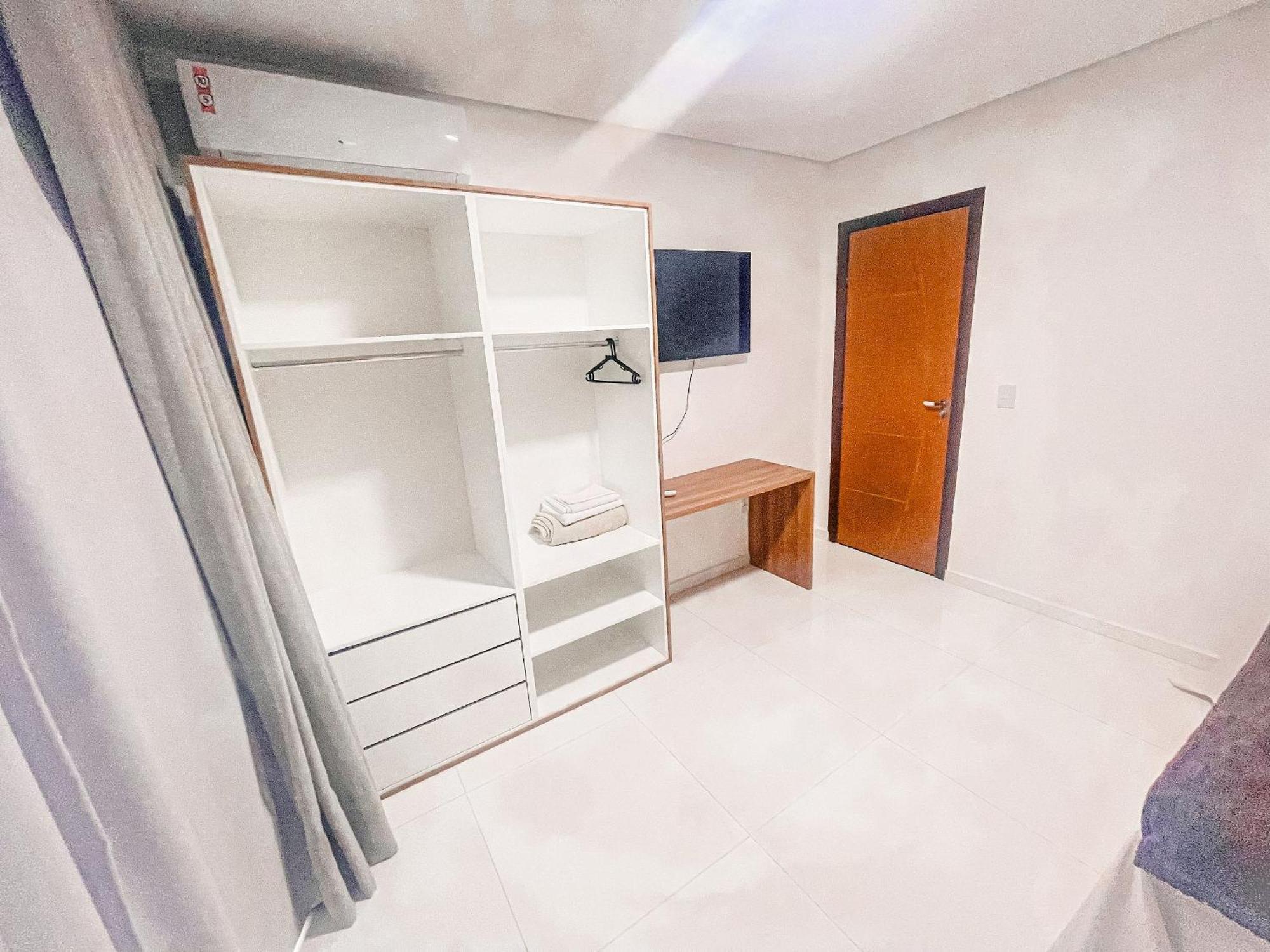 Casa de férias Casas Duplex Todas Com 3 Suiites Ambas Com Ar Condicionado, Varanda, Internet E Churrasqueira Privativa No Residencial Jardins De Taperpua 2 Codominio A Poucos Metros Da De Taperapua, Com Piscina E Area Gourmet. Porto Seguro